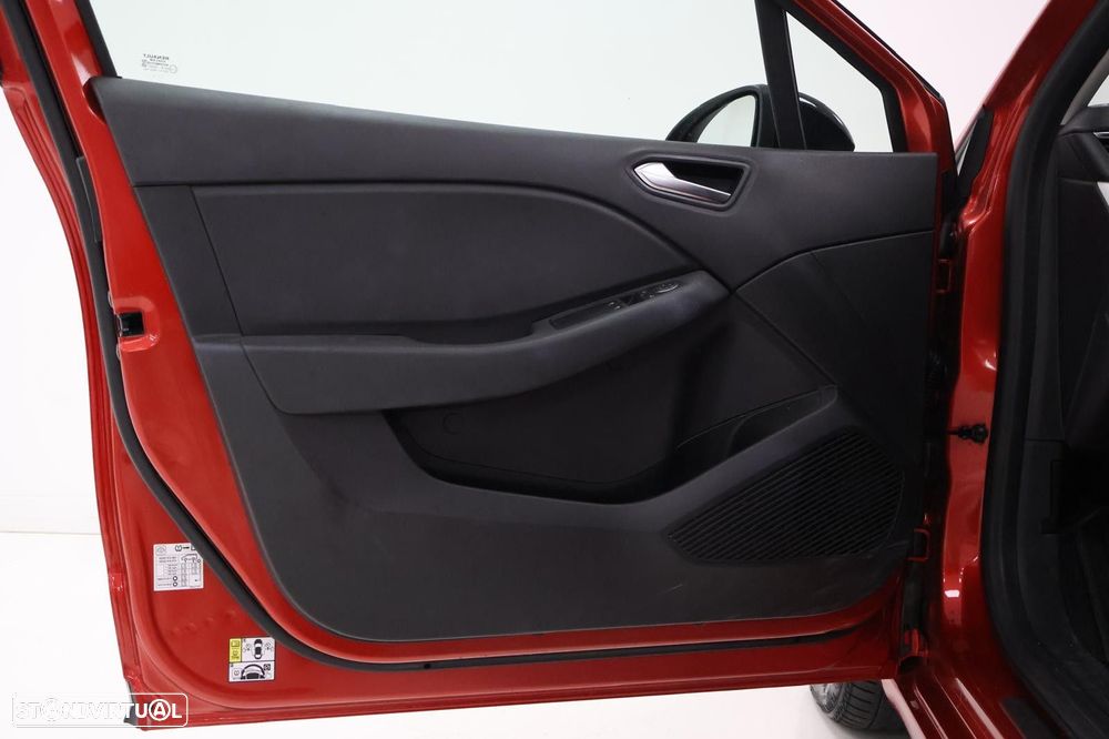 Renault Clio 1.0 TCe Limited CVT - 11