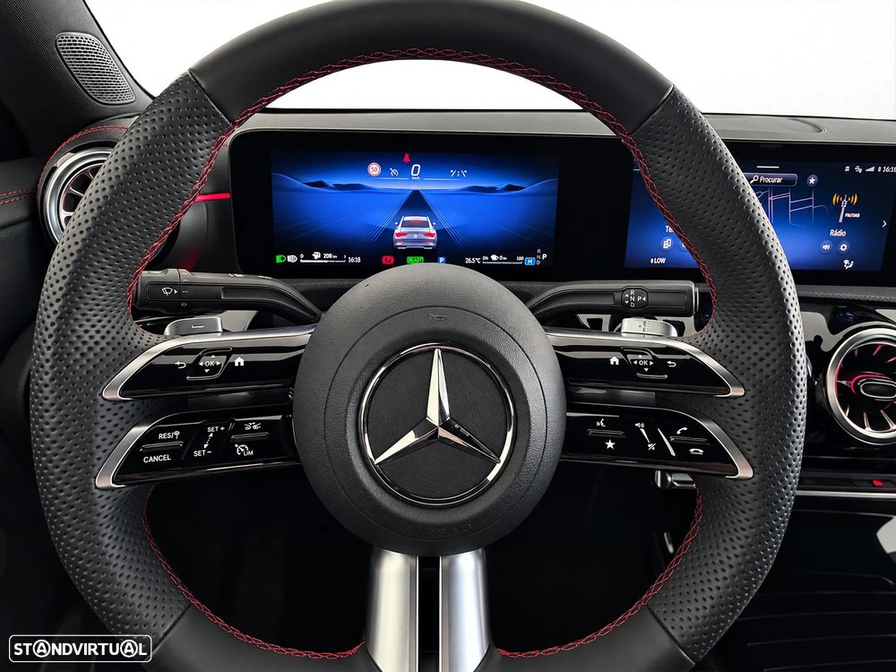 Mercedes-Benz CLA 250 e AMG Line - 11