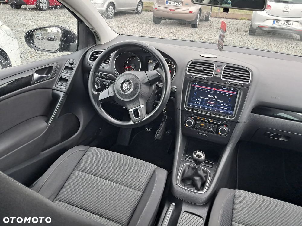 Volkswagen Golf 1.6 Edition - 12