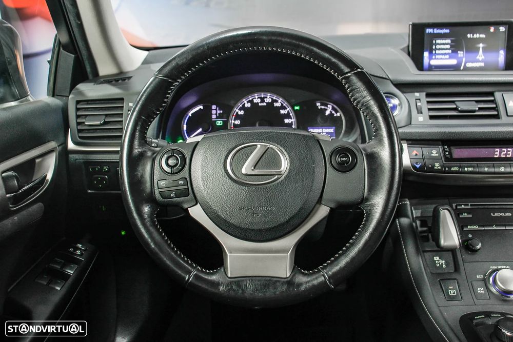 Lexus CT 200h Executive - 4