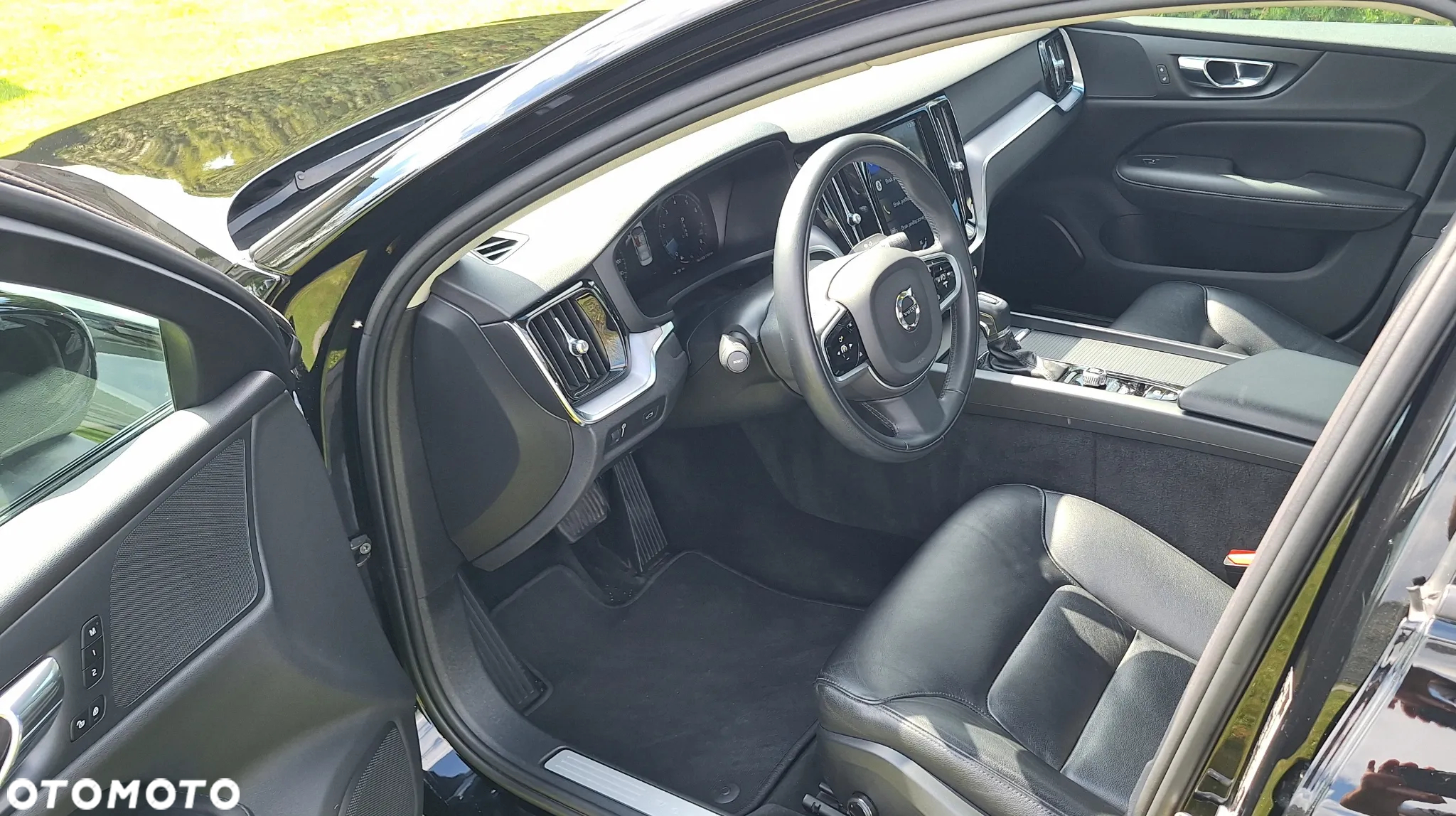 Volvo S60 T5 Momentum Pro - 14