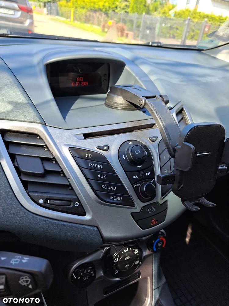 Ford Fiesta - 18