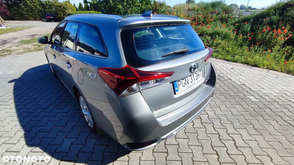 Toyota Auris 1.6 D-4D Premium - 19
