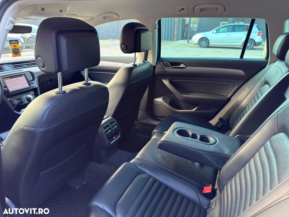 Volkswagen Passat Variant 2.0 TDI SCR 4Motion DSG (BMT) Highline - 14