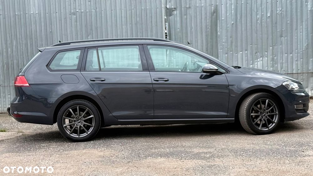 Volkswagen Golf - 16