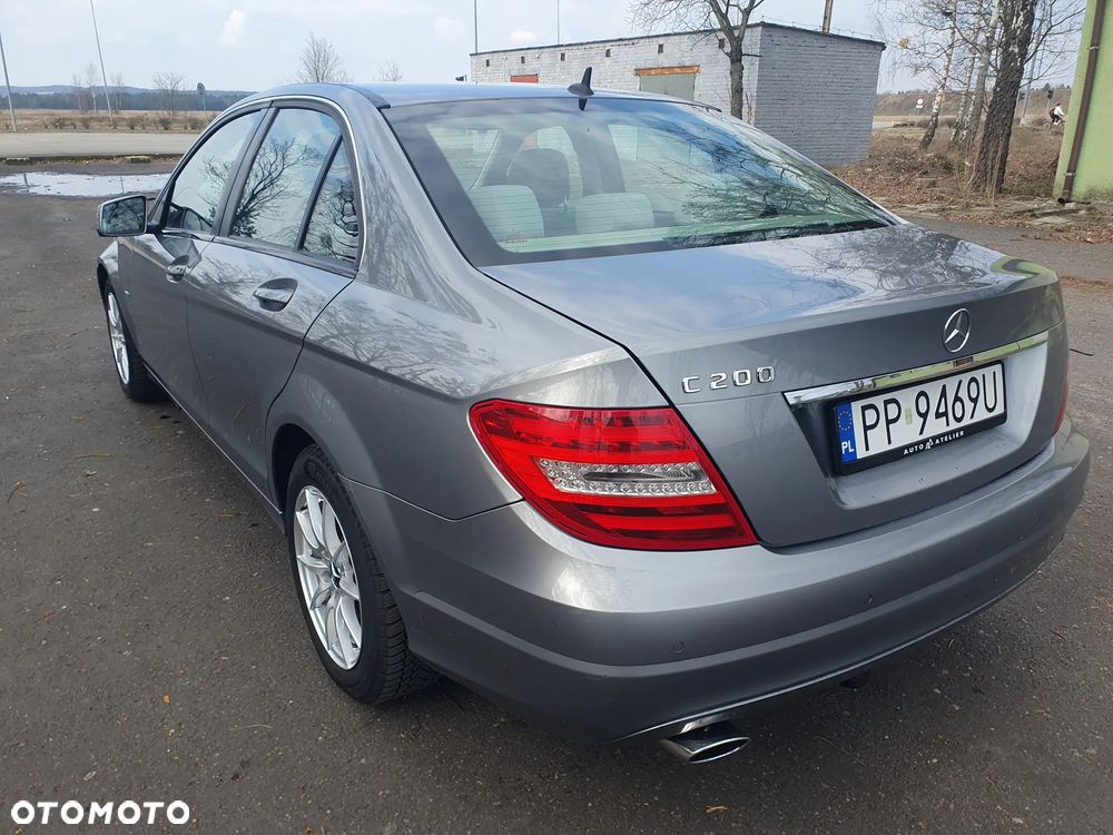 Mercedes-Benz Klasa C 200 (BlueEFFICIENCY) 7G-TRONIC - 4