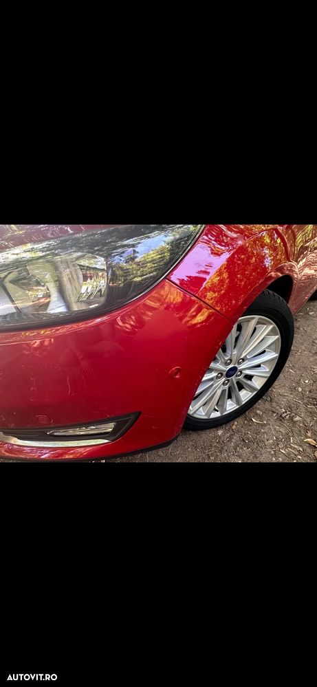 Ford Focus ver-1-5-ecoboost-titanium - 8