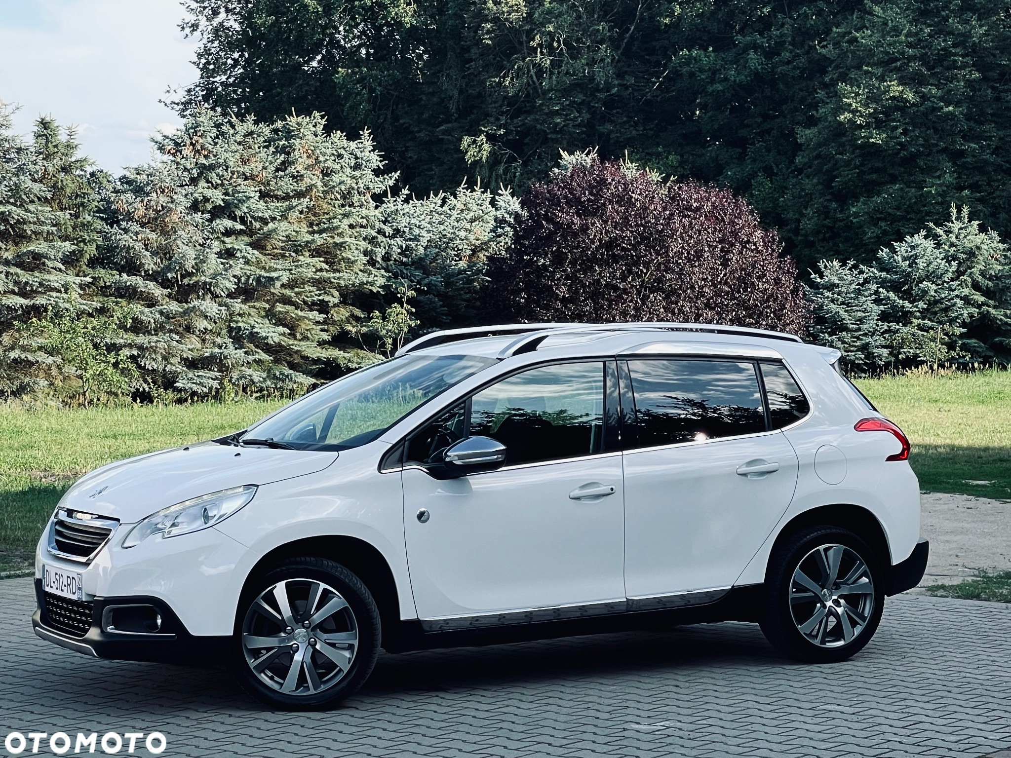 Peugeot 2008 - 9