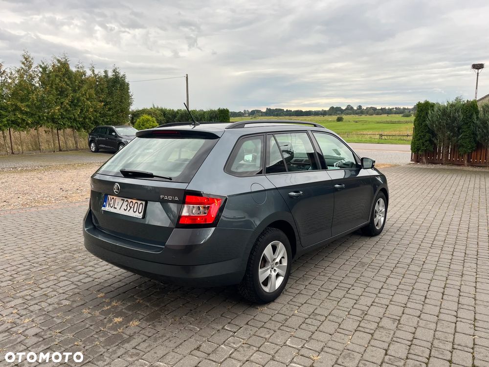 Skoda Fabia 1.2 TSI Ambition - 5