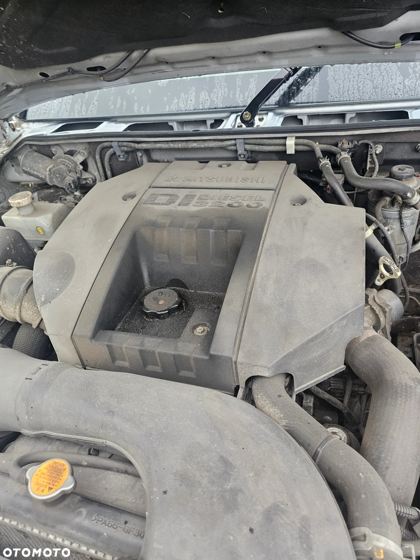 Mitsubishi Pajero - 15