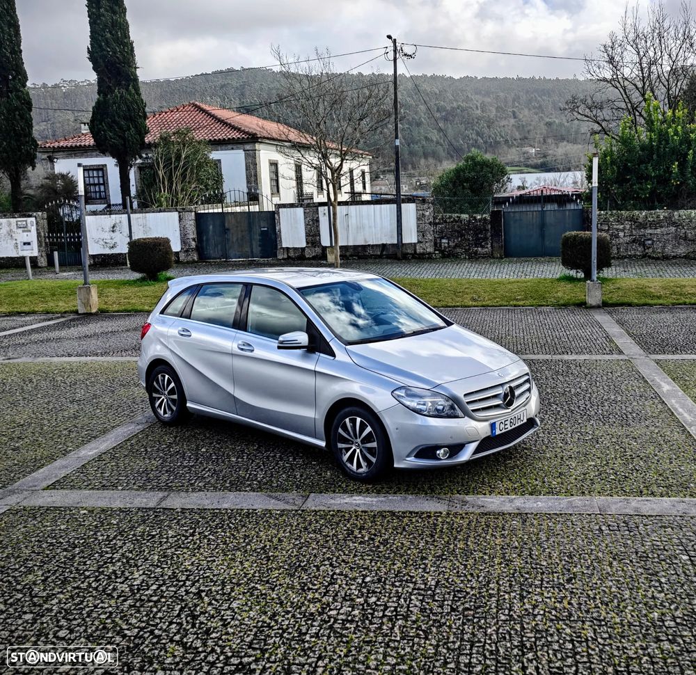 Mercedes-Benz B 180 d AMG Line Aut. - 1