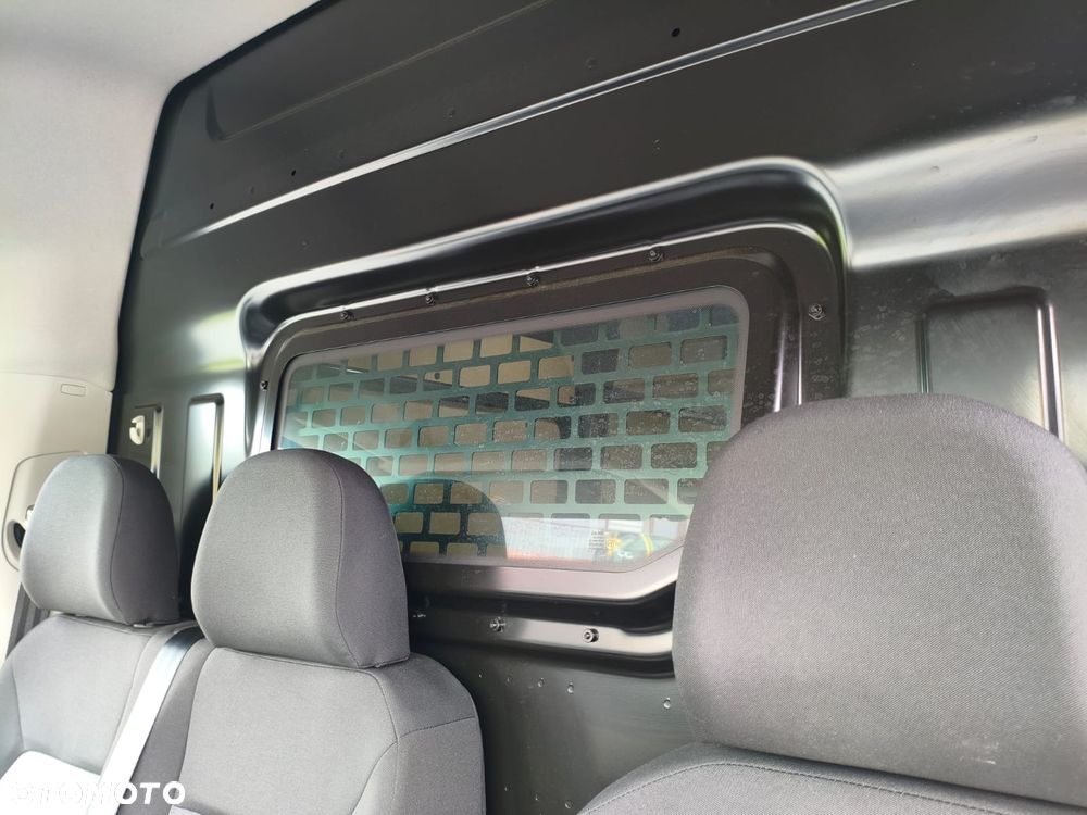 Volkswagen Crafter L4H2 - 26