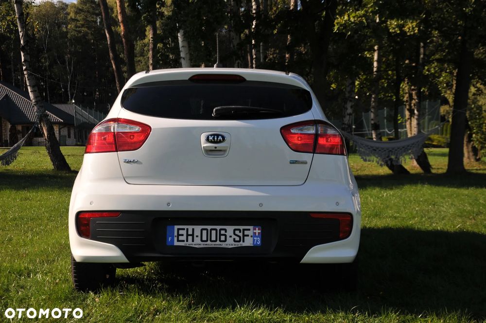 Kia Rio 1.2 Business Line - 12