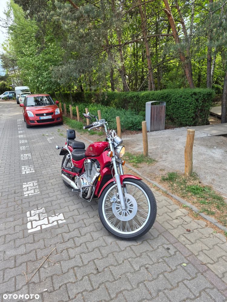 Suzuki Intruder - 7