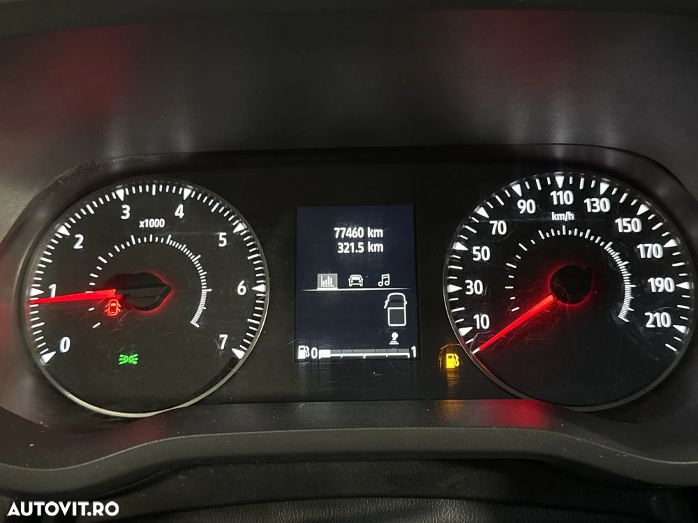 Renault Trafic - 11