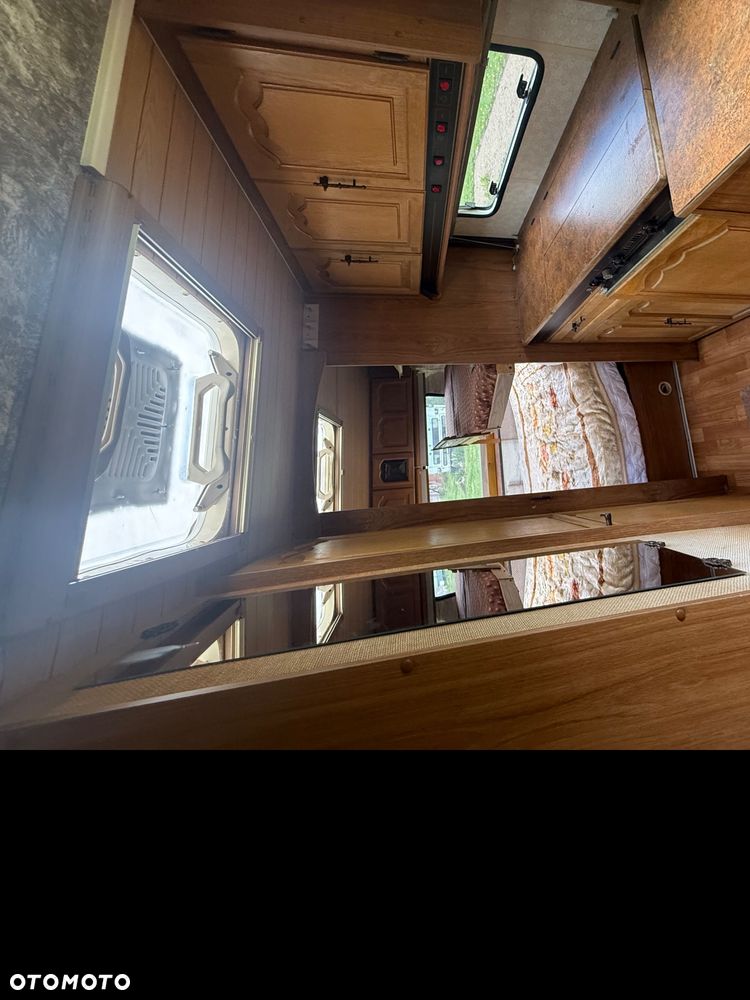 Burstner 5401 Lux - 18