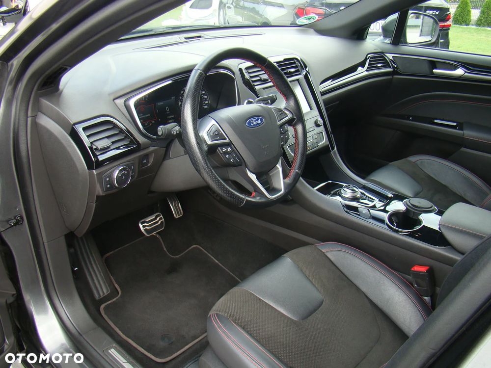 Ford Mondeo 2.0 EcoBlue ST-Line - 22