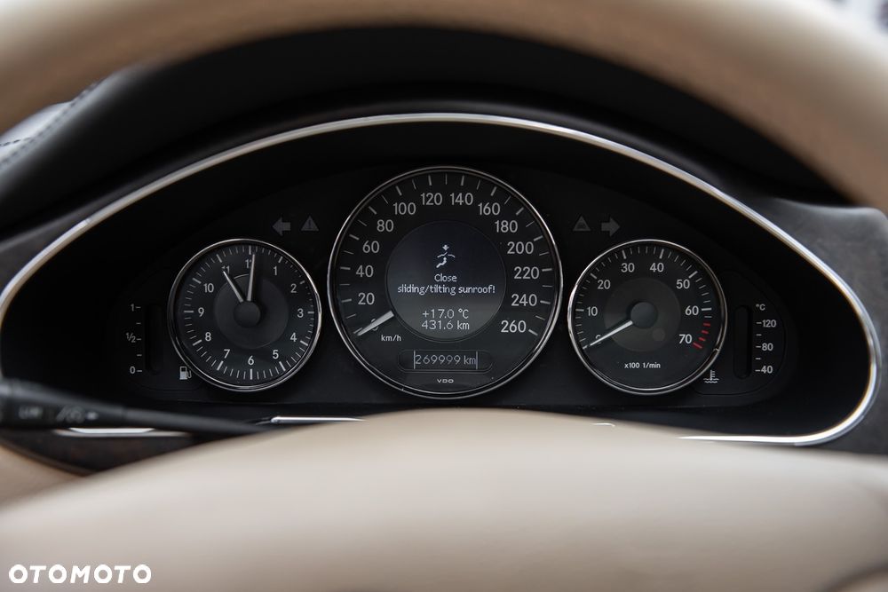 Mercedes-Benz CLS - 19