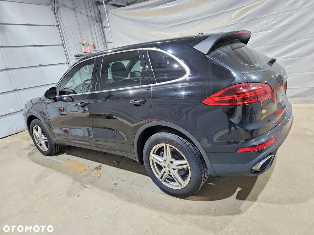 Porsche Cayenne Platinum Edition - 4