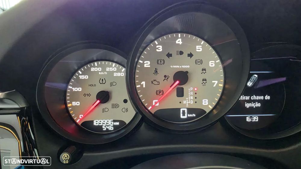 Porsche Macan 2.0T - 43