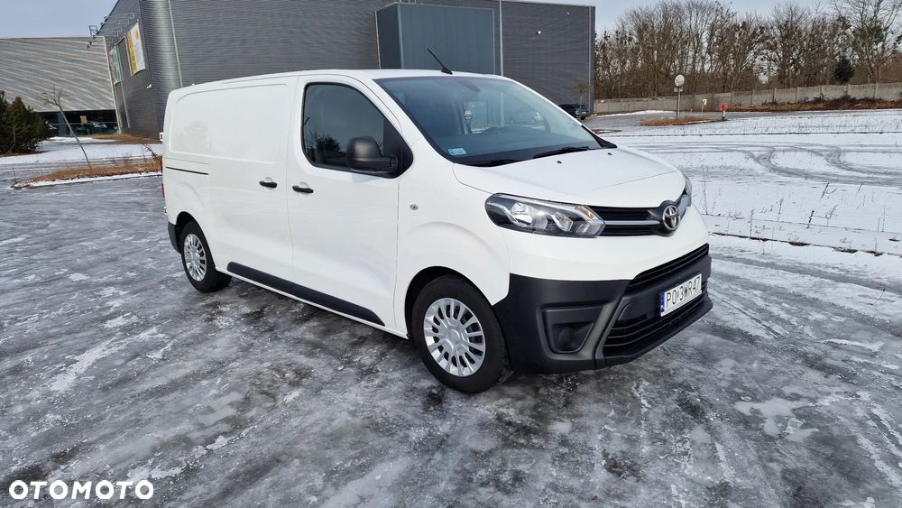 Toyota Proace - 1