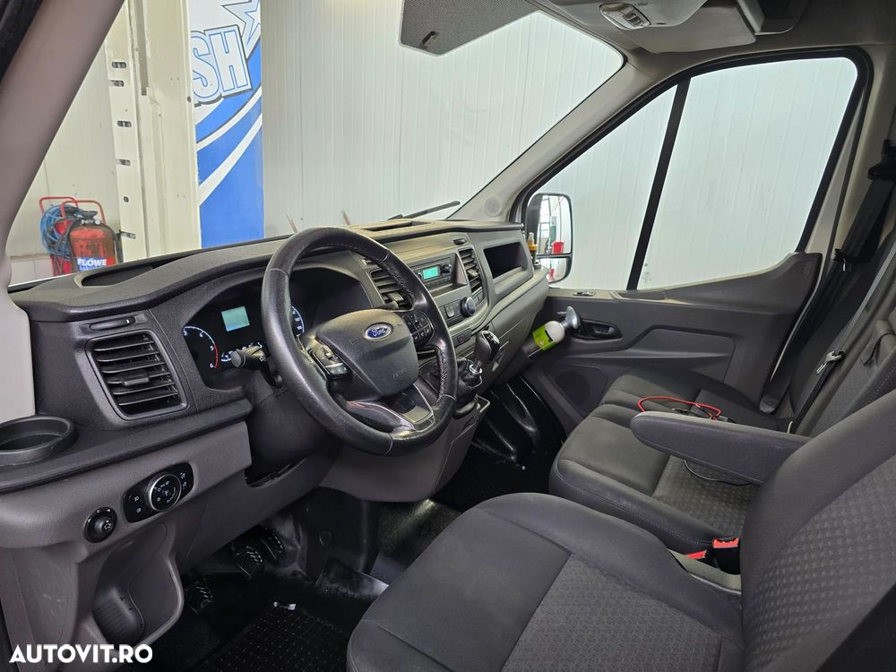 Ford Transit - 6