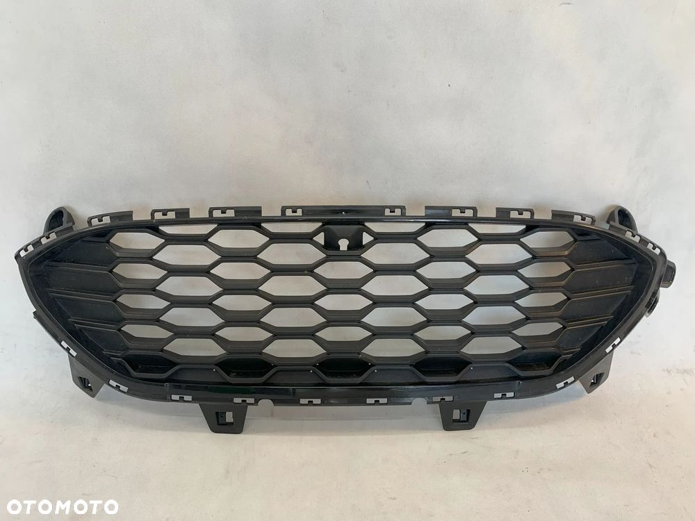 Ford Kuga 3 III ST-Line 19-24r Atrapa kratka grill kamera st line - 1