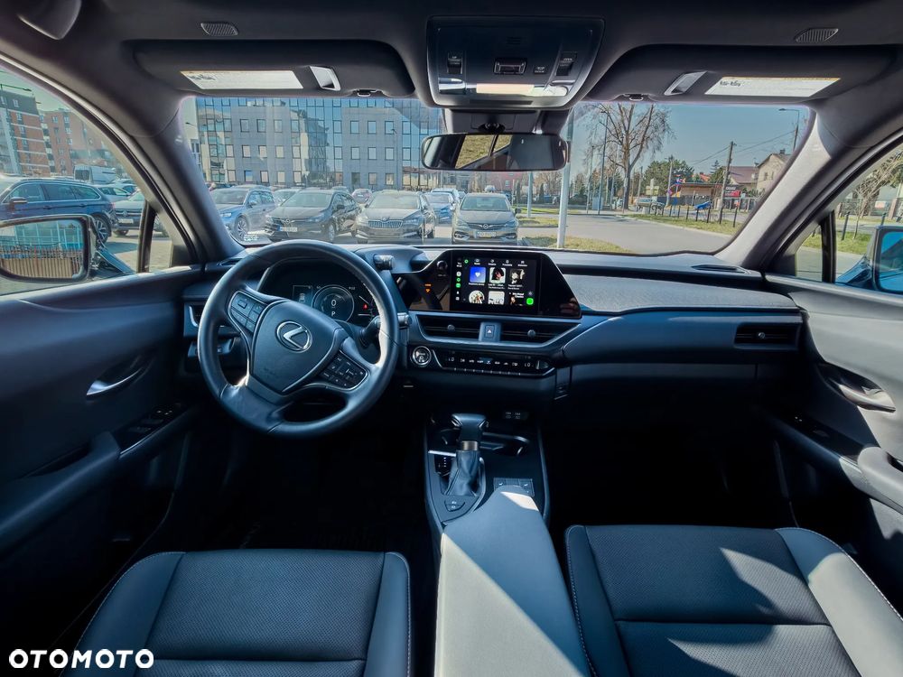 Lexus UX 250h F SPORT - 10