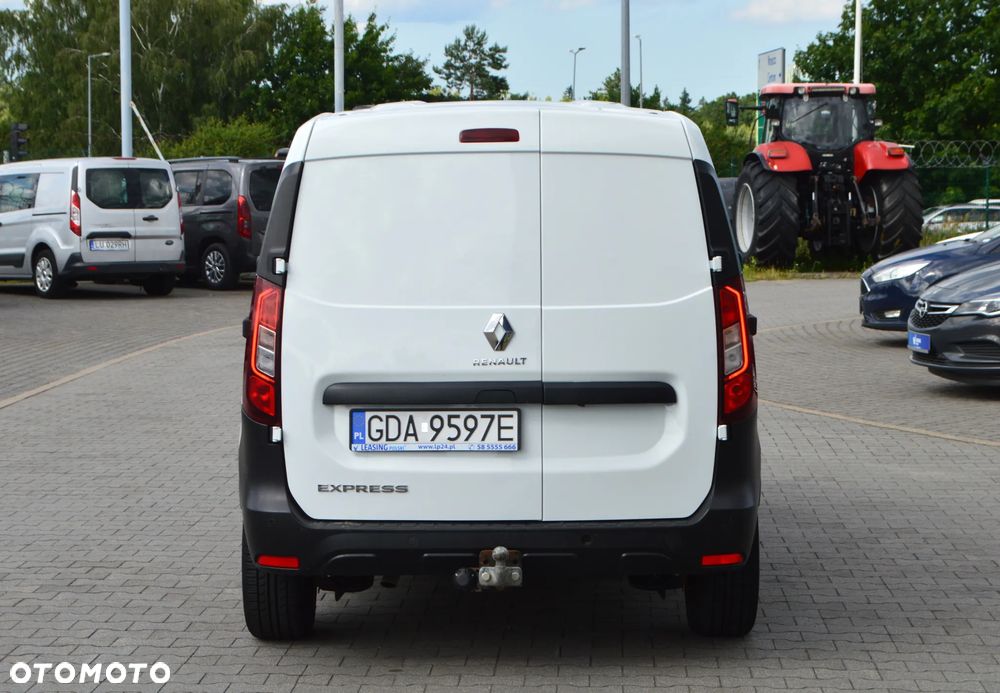 Renault Express - 6
