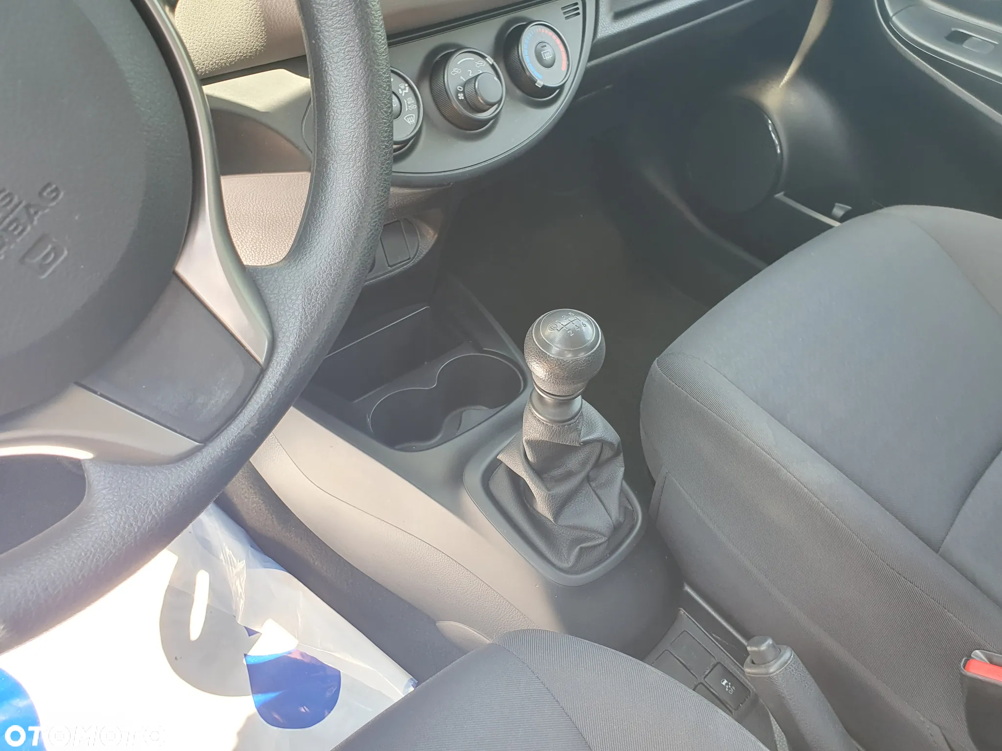 Toyota Yaris 1.5 Active - 20