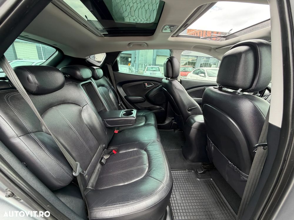 Hyundai ix35 2.0 CRDI 4WD Premium - 11