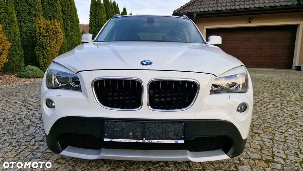 BMW X1 xDrive18d Sport Line - 12