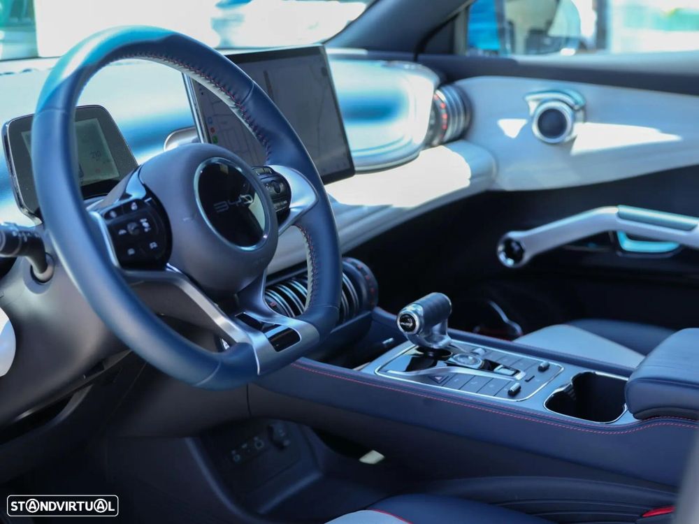 BYD Atto 3 Comfort - 10