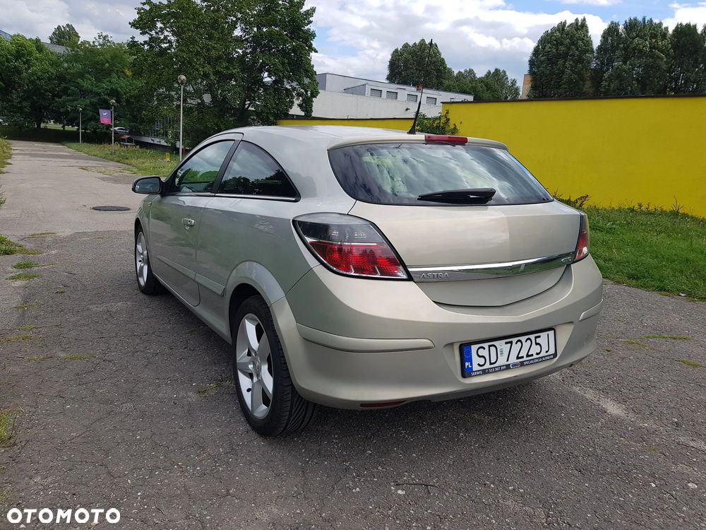 Opel Astra 1.8 Cosmo - 4
