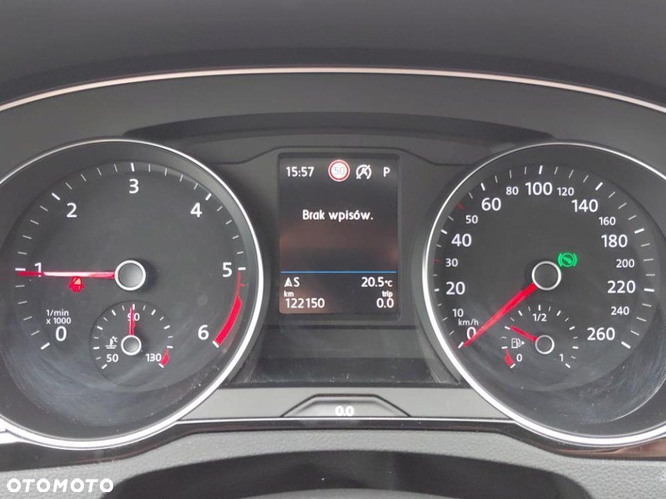 Volkswagen Passat - 16