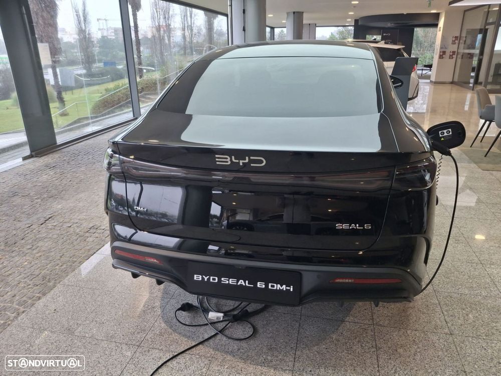 BYD Seal 6 1.5 DM-i Comfort Lite — fotografia 3