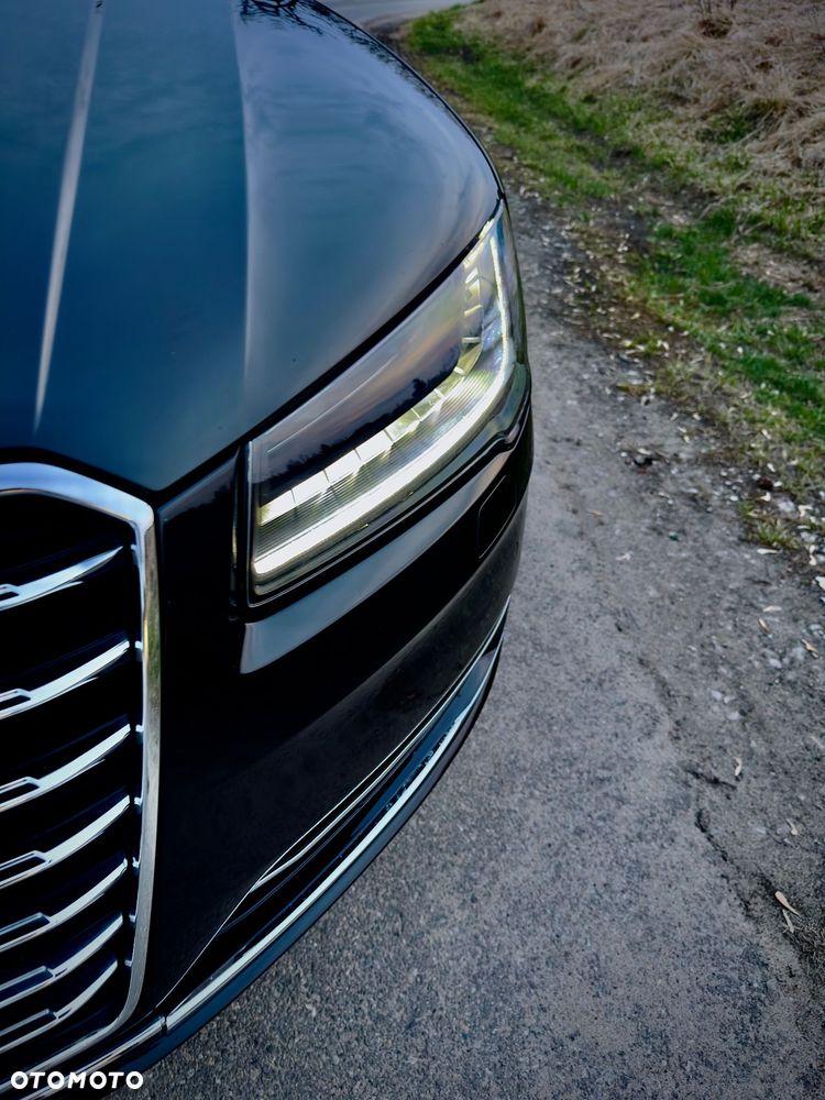 Audi A8 3.0 TFSI Quattro - 2
