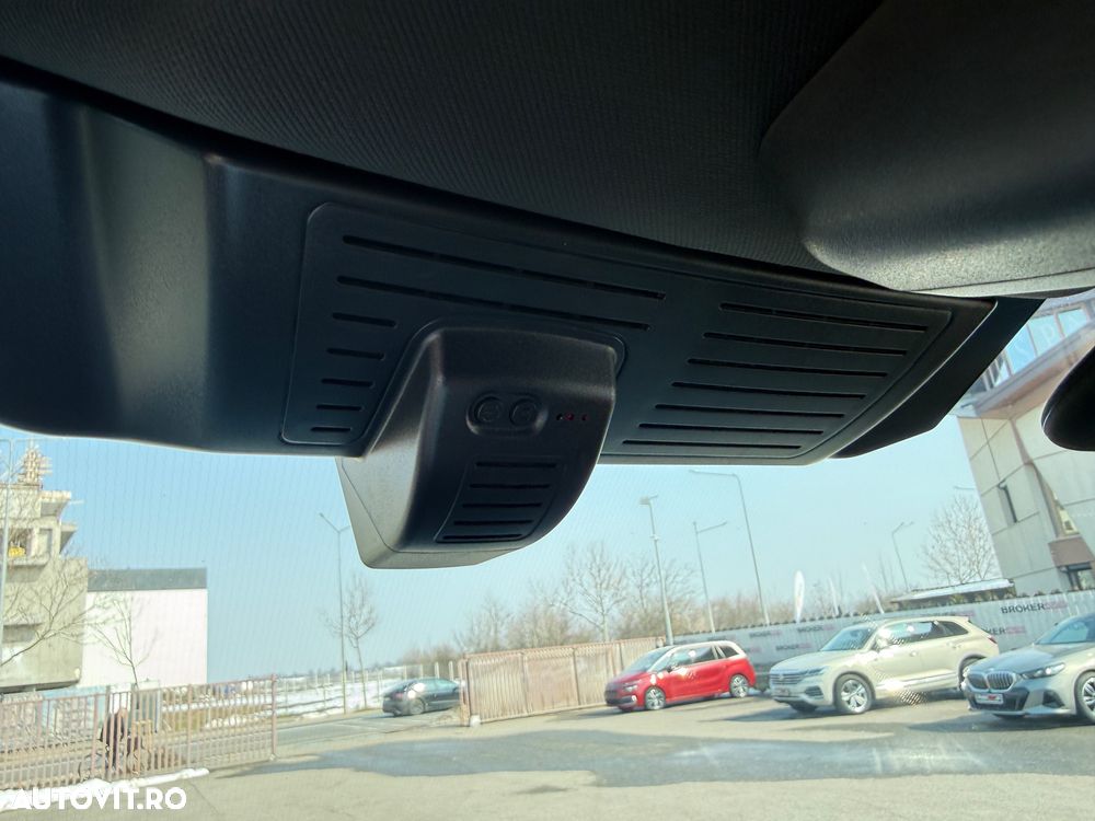 Land Rover Defender 110 3.0D 250 MHEV Hard Top X-Dynamic SE - 25