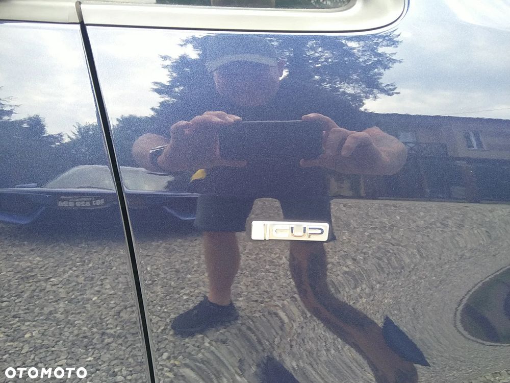 Volkswagen Touran 1.6 TDI DPF DSG Cup - 11