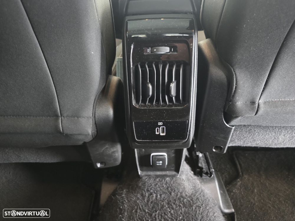 Jeep Compass 1.5 TG e-Hybrid Longitude DCT - 15