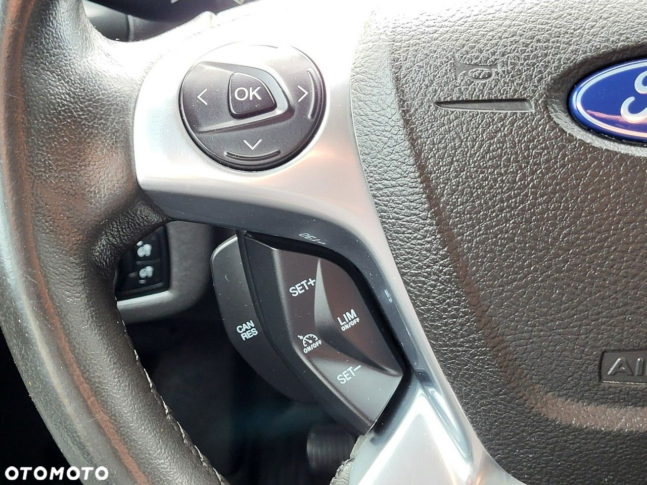 Ford Transit Connect - 26