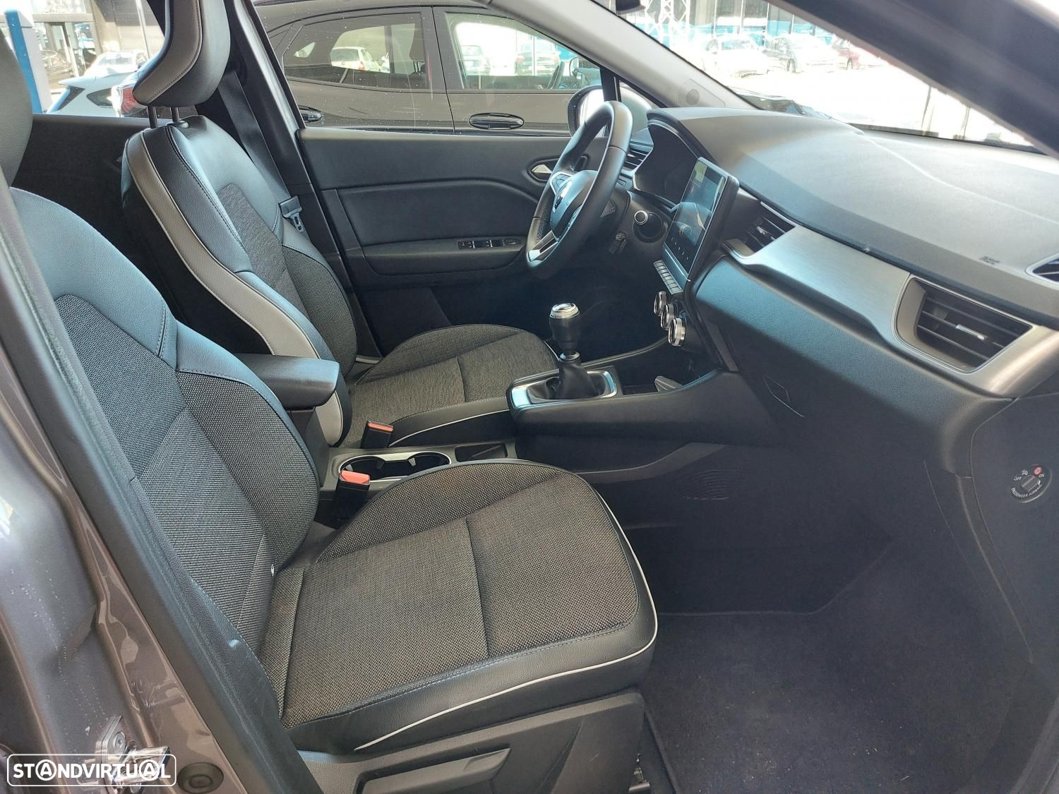 Renault Captur 1.3 TCe Exclusive - 38