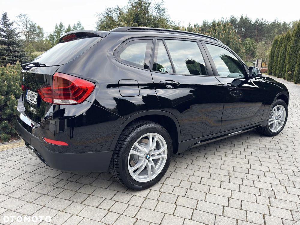 BMW X1 sDrive18d Sport Line - 13