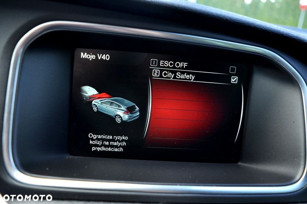 Volvo V40 D2 Geartronic Inscription - 33