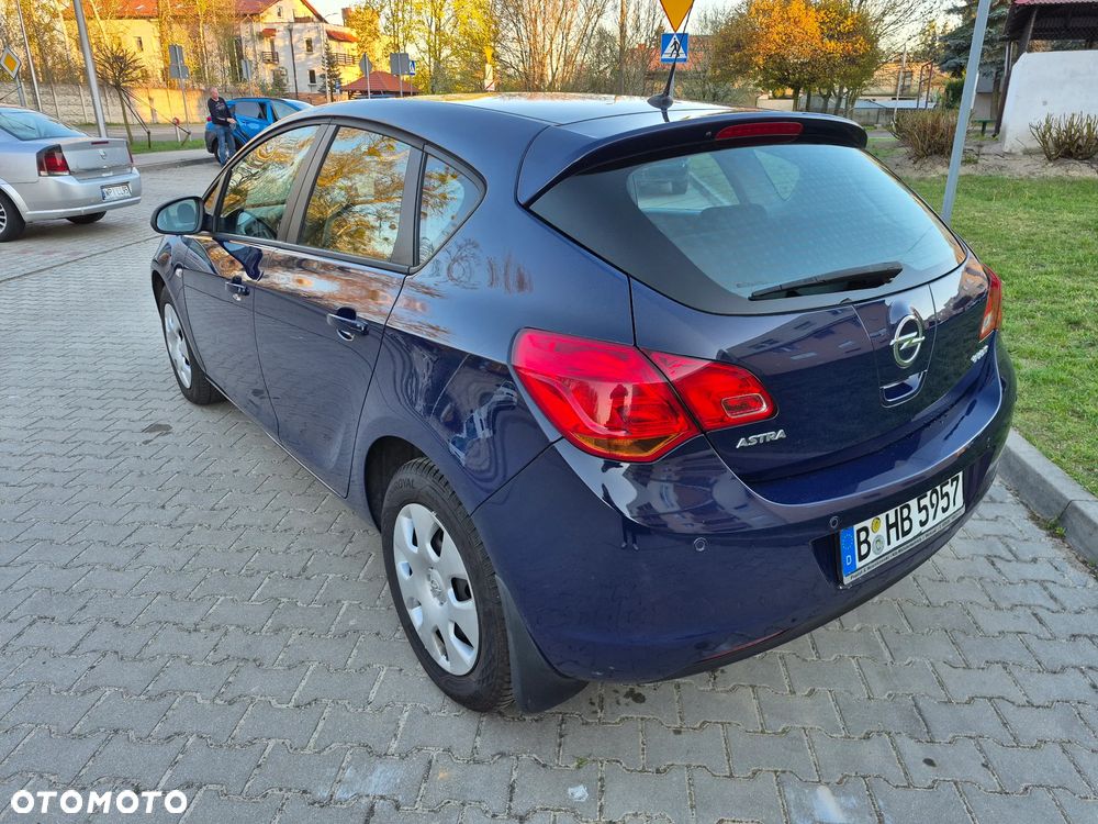 Opel Astra 1.4 Selection - 17