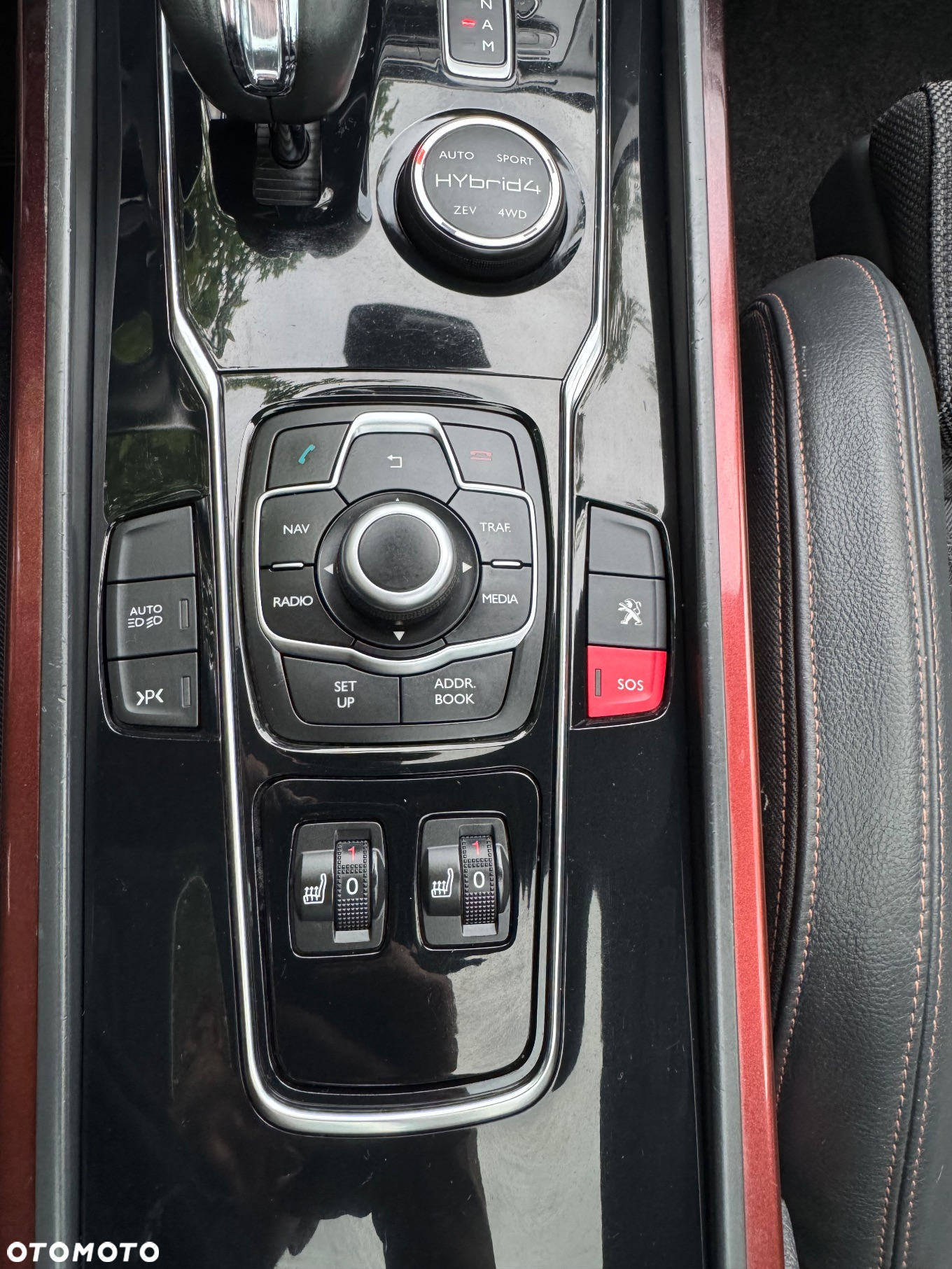 Peugeot 508 RXH 2.0 HDi HYbrid4 - 25