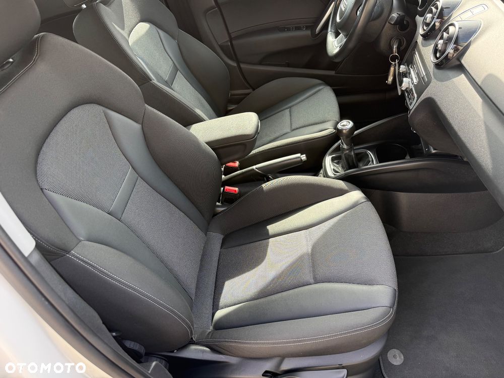 Audi A1 Sportback 1.0 TFSI ultra design - 33