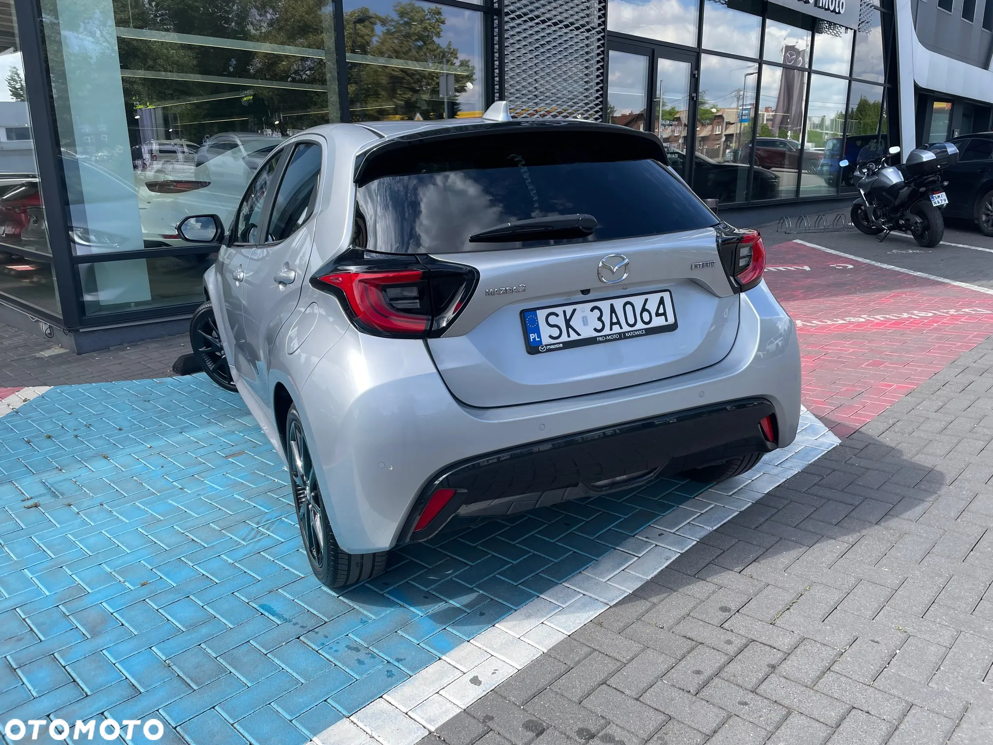 Mazda 2 - 6