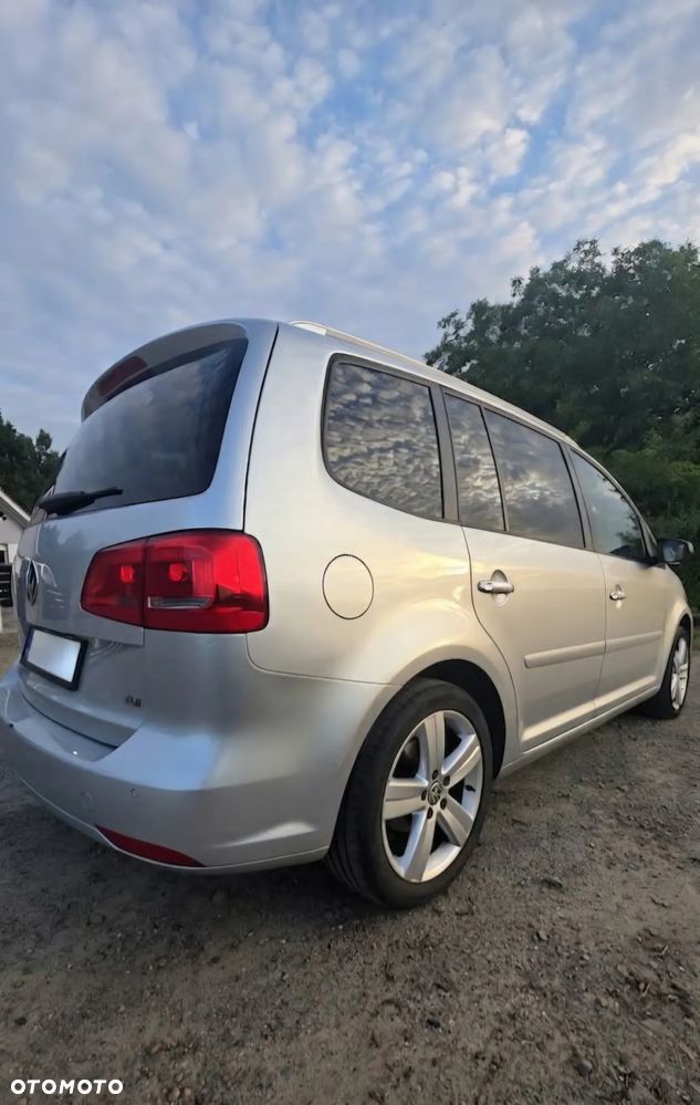 Volkswagen Touran 1.6 TDI DPF DSG Comfortline - 3