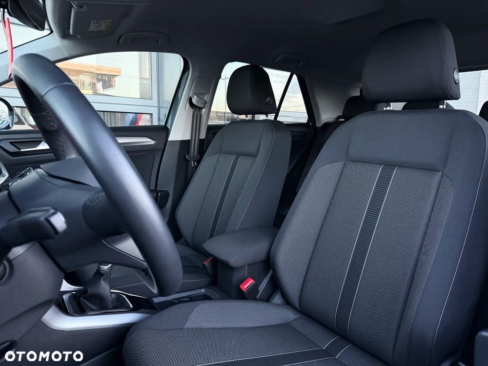 Volkswagen T-Roc 1.0 TSI Life Plus - 21
